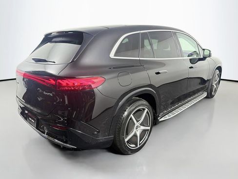 Used 2023 Mercedes-Benz EQS 580 4MATIC SUV image 5