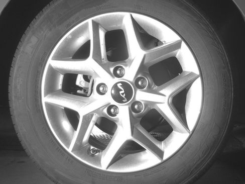 Used 2025 Kia Soul LX w/ LX Technology Package image 15