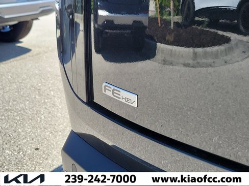 New 2027 Kia Telluride EX FWD image 10