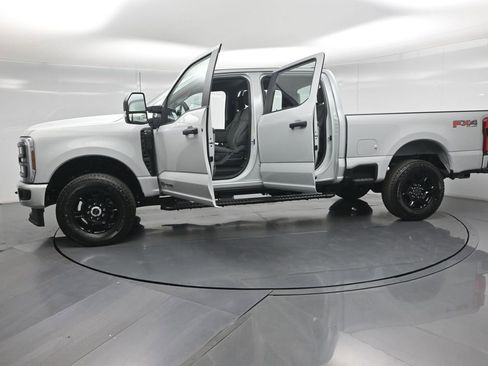 New 2026 Ford F250 XL w/ STX Appearance Package AWD/4WD image 32