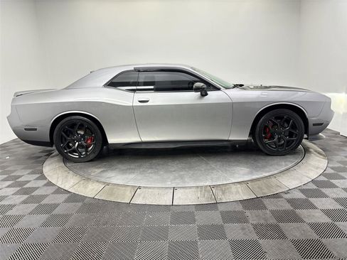 Used 2011 Dodge Challenger SRT8 image 17