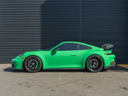 Certified 2022 Porsche 911 GT3 RWD image 2