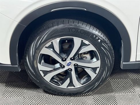 Used 2022 Subaru Outback Touring XT image 27