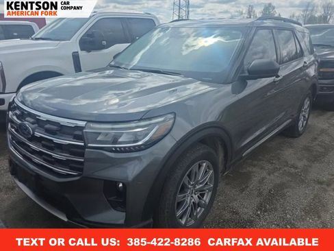 Used 2025 Ford Explorer Active w/ Active Comfort Package AWD/4WD image 1
