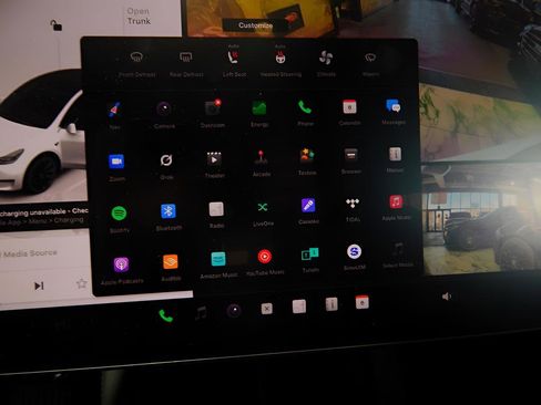 Used 2023 Tesla Model Y Long Range image 26