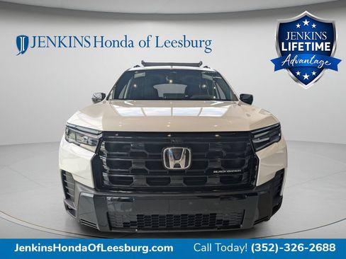 New 2026 Honda Pilot Black Edition image 7