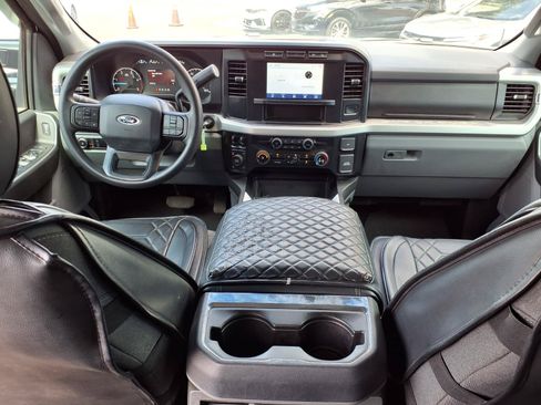 Used 2024 Ford F250 XLT w/ FX4 Off-Road Package AWD/4WD image 17