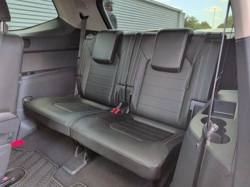 Used 2023 Volkswagen Atlas SEL Premium AWD/4WD image 32