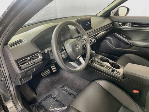 Used 2025 Honda Civic Sport Touring image 9