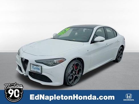 Used 2023 Alfa Romeo Giulia Ti image 1