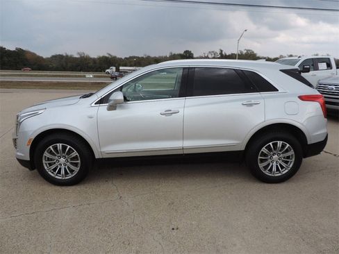 Used 2019 Cadillac XT5 Luxury image 8