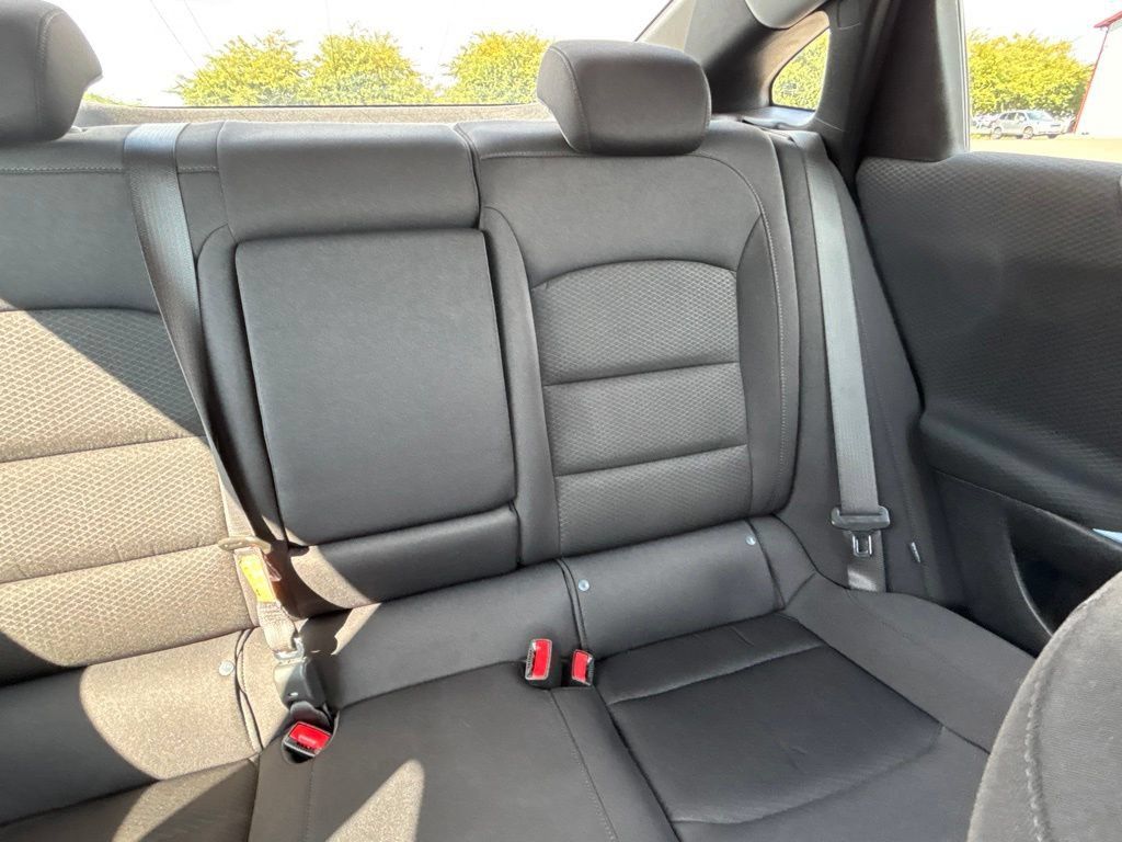 Used 2023 Chevrolet Malibu LT FWD image 36