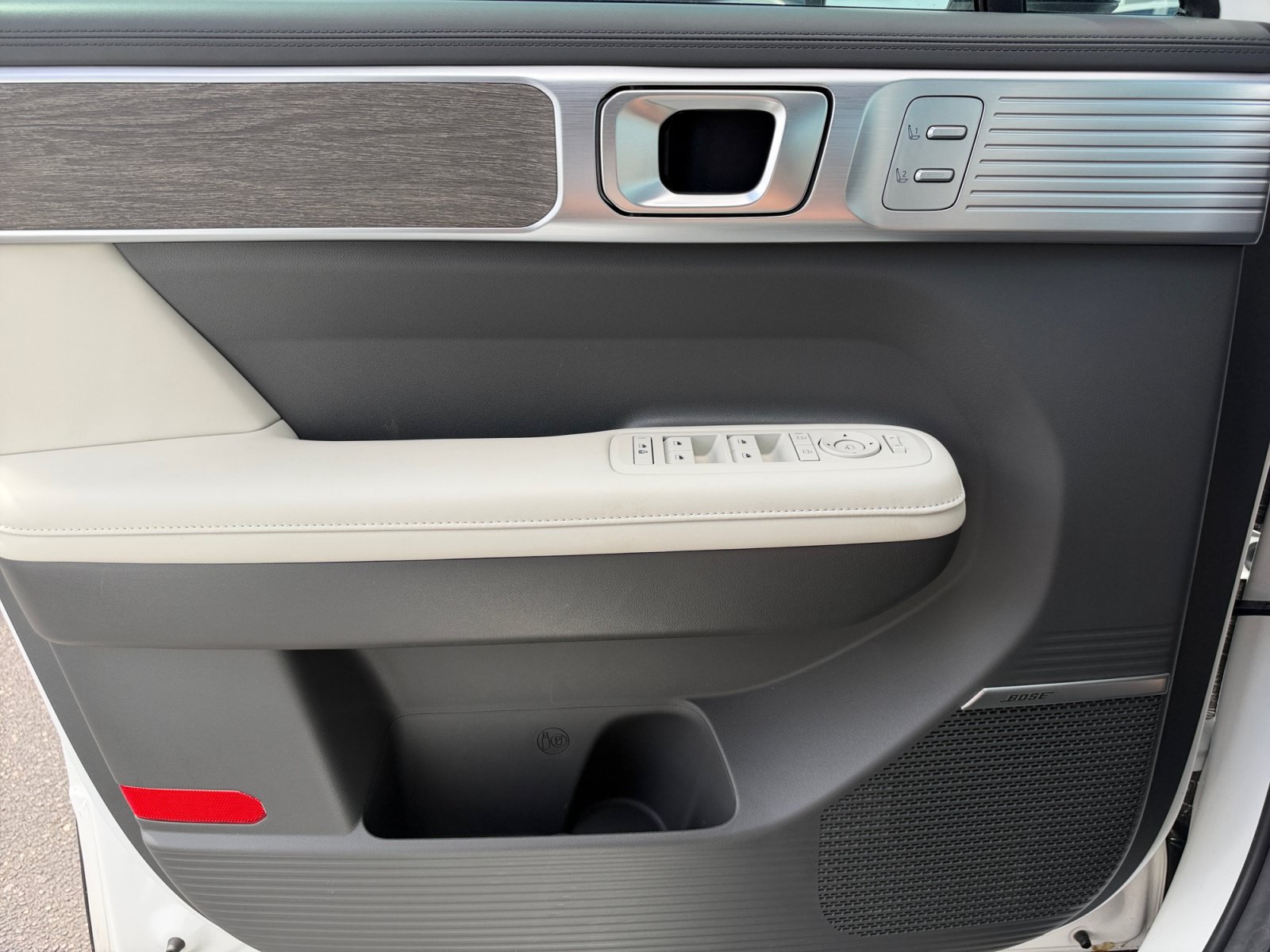 Certified 2025 Hyundai Santa Fe Limited FWD image 13
