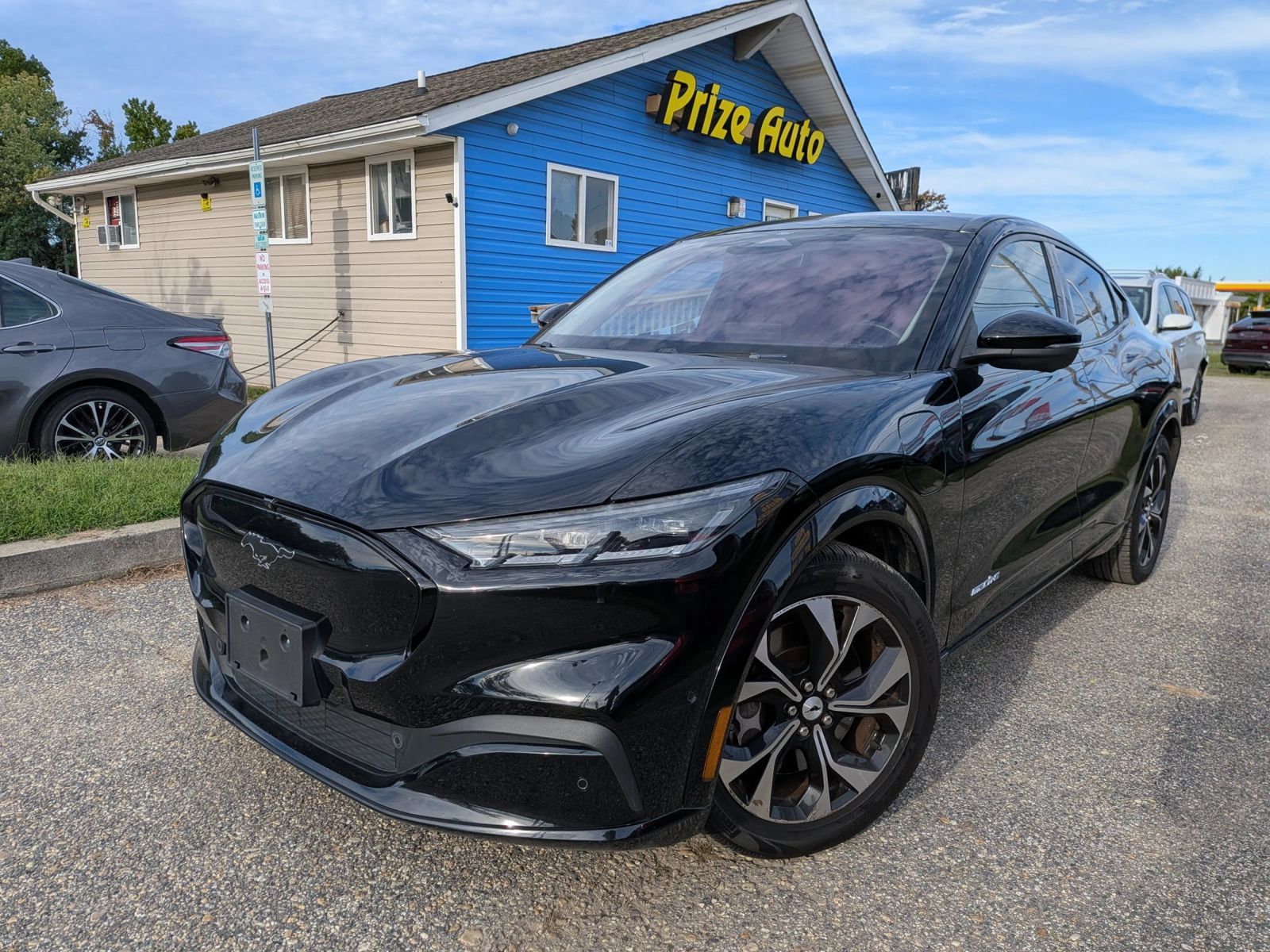 Used 2022 Ford Mustang Mach-E Premium RWD image 1
