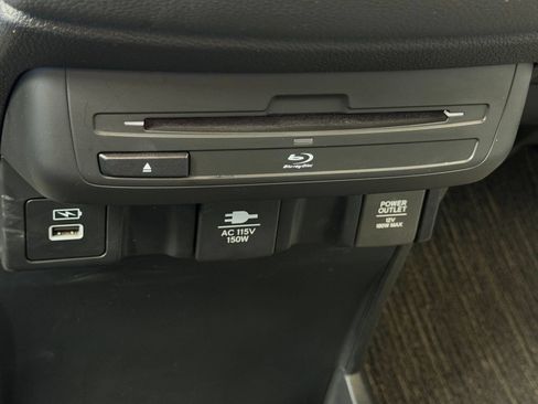 Used 2023 Honda Odyssey Touring image 36