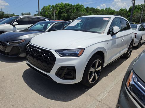 Used 2022 Audi Q5 2.0T Premium Plus AWD/4WD image 3