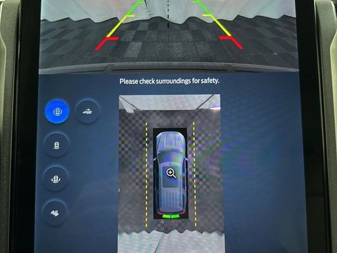 Used 2024 Ford Expedition Limited image 29