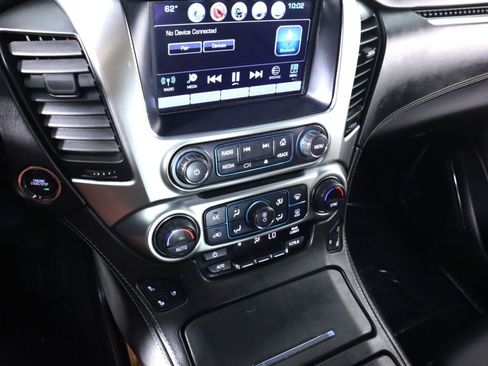 Used 2019 Chevrolet Tahoe Premier AWD/4WD image 18