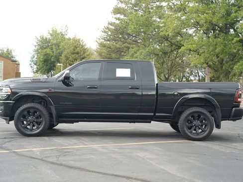 Used 2021 RAM 3500 Laramie AWD/4WD image 2