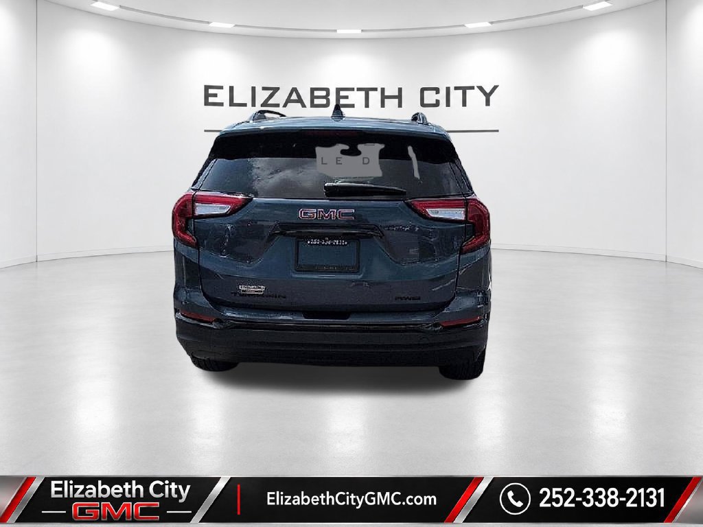 Used 2024 GMC Terrain SLT w/ Elevation Edition AWD/4WD image 7