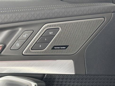 New 2026 BMW X2 xDrive28i w/ Technology Package AWD/4WD image 18