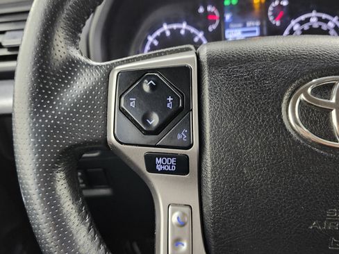 Used 2020 Toyota 4Runner SR5 image 33