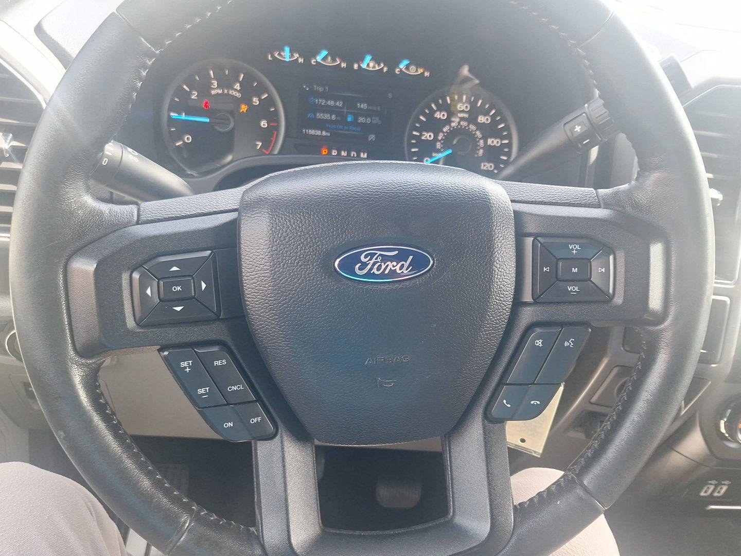 Used 2018 Ford F150 XLT w/ Equipment Group 302A Luxury AWD/4WD image 22