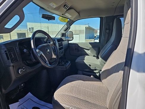 Used 2016 Chevrolet Express 3500 LT w/ LT Preferred Equipment Group image 18