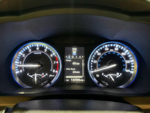 Used 2015 Toyota Highlander XLE AWD/4WD image 14