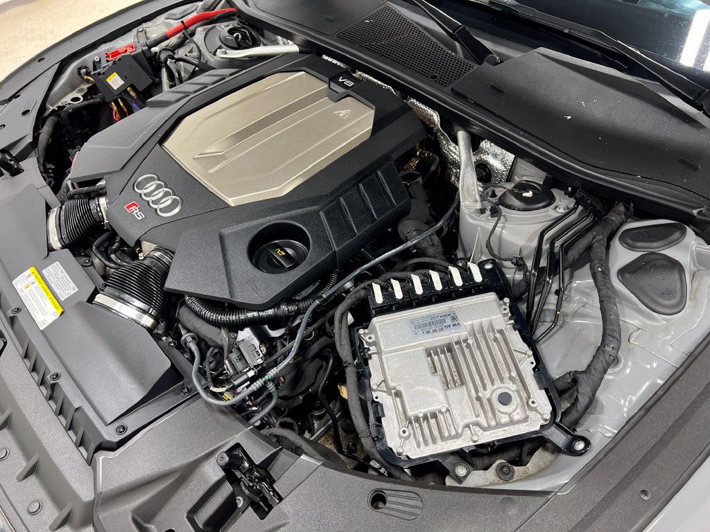 Used 2021 Audi RS 7 Sportback AWD/4WD image 30