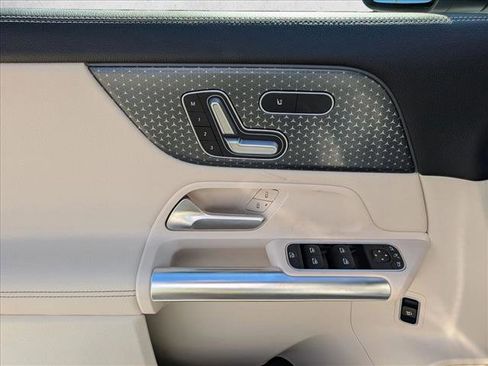 Certified 2025 Mercedes-Benz GLA 250 4MATIC w/ Exclusive Package image 16