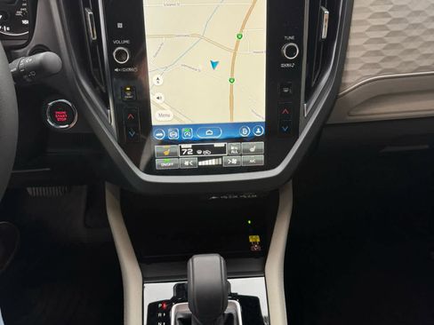 Used 2025 Subaru Forester Limited image 9