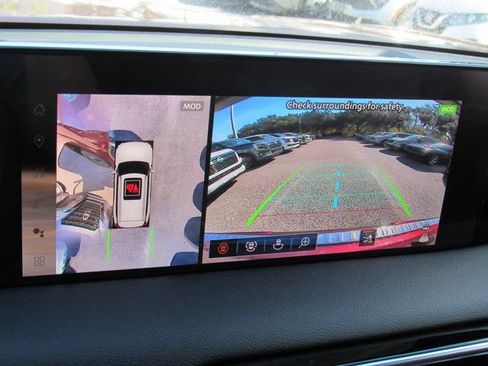 New 2026 Nissan Armada SL w/ Captain's Chari Seat Package image 17