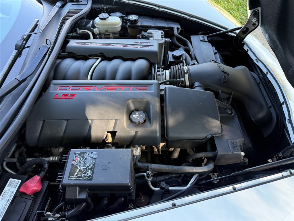 Used 2013 Chevrolet Corvette Coupe w/ 3LT Preferred Equipment Group RWD image 57