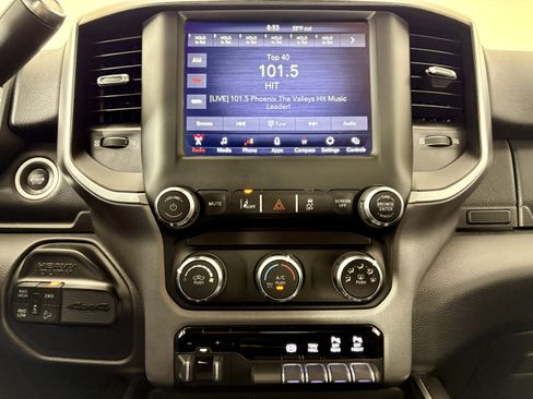 Used 2021 GMC Yukon SLT image 43