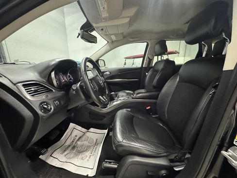 Used 2015 Dodge Journey Crossroad w/ Flexible Seating Group image 15