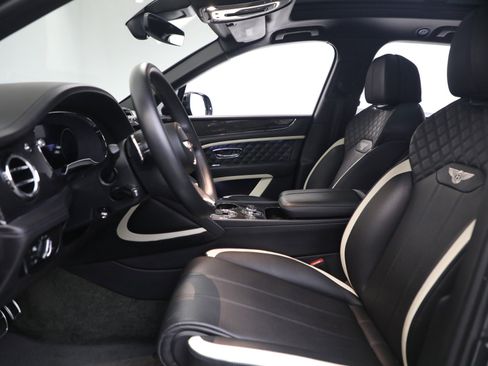 Certified 2022 Bentley Bentayga Speed image 16