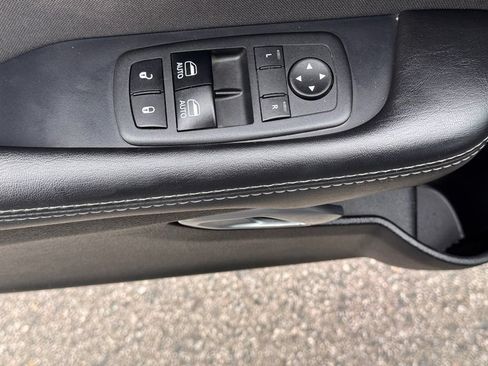 Used 2017 Dodge Challenger SXT RWD image 16