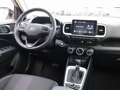 New 2026 Hyundai Venue SEL image 14