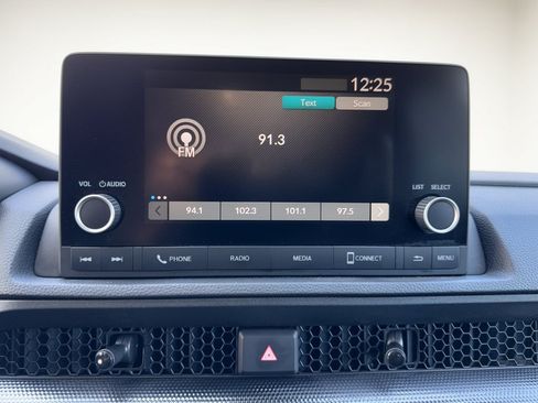 Used 2025 Honda CR-V LX image 23