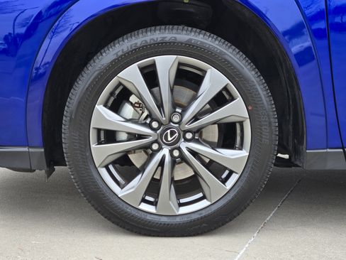 Certified 2025 Lexus UX 300h FWD image 18