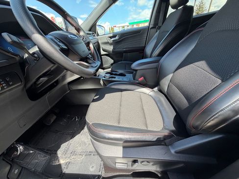 Used 2025 Ford Escape ST-Line AWD/4WD image 11