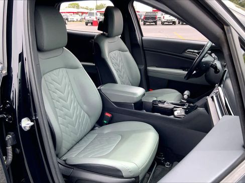 Used 2023 Kia Sportage X-Line w/ X-Line Premium Package AWD/4WD image 9