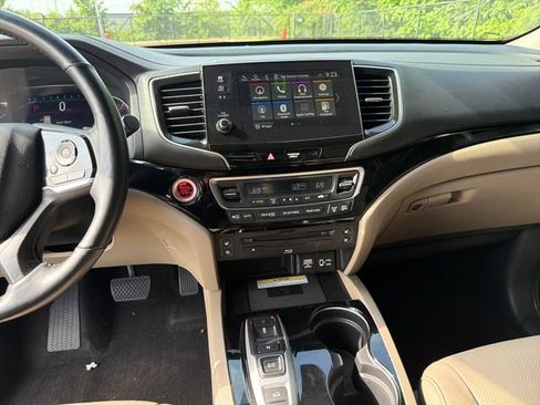 Used 2019 Honda Pilot Elite image 20