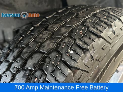 Used 2022 Jeep Wrangler Unlimited Sahara w/ LED Lighting Group AWD/4WD image 13