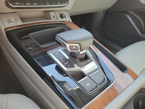 Used 2023 Audi Q5 2.0T Premium w/ Convenience Package image 32