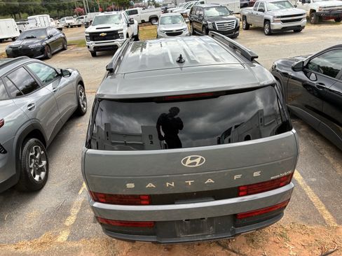 Used 2024 Hyundai Santa Fe SEL AWD/4WD image 7