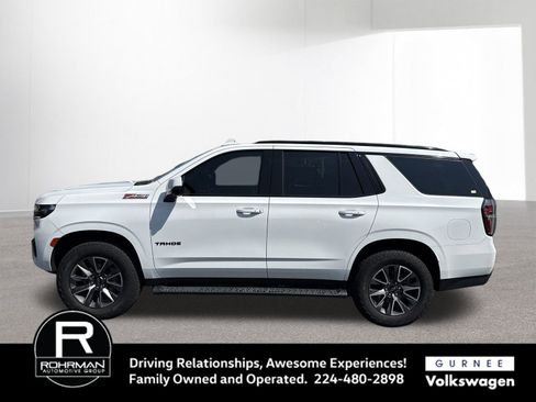 Used 2024 Chevrolet Tahoe Z71 w/ Luxury Package AWD/4WD image 5