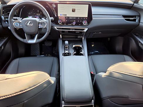 Certified 2026 Lexus RX 450h AWD w/ Convenience Package image 29