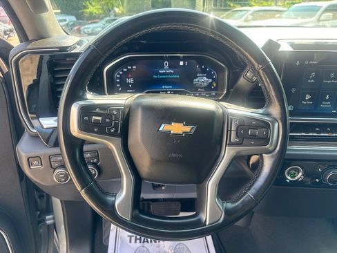 Used 2023 Chevrolet Silverado 1500 LT AWD/4WD image 27